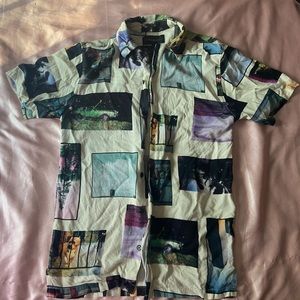 Polaroid Button Down